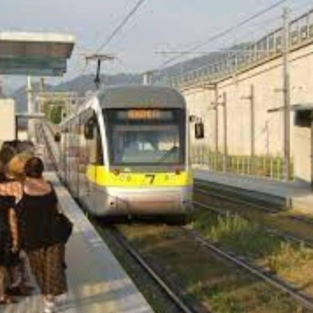 شقة Entire Flat, Independent Entrance, 20 Mins To Bgy - Bergamo Milan Airport نيمْبرو المظهر الخارجي الصورة