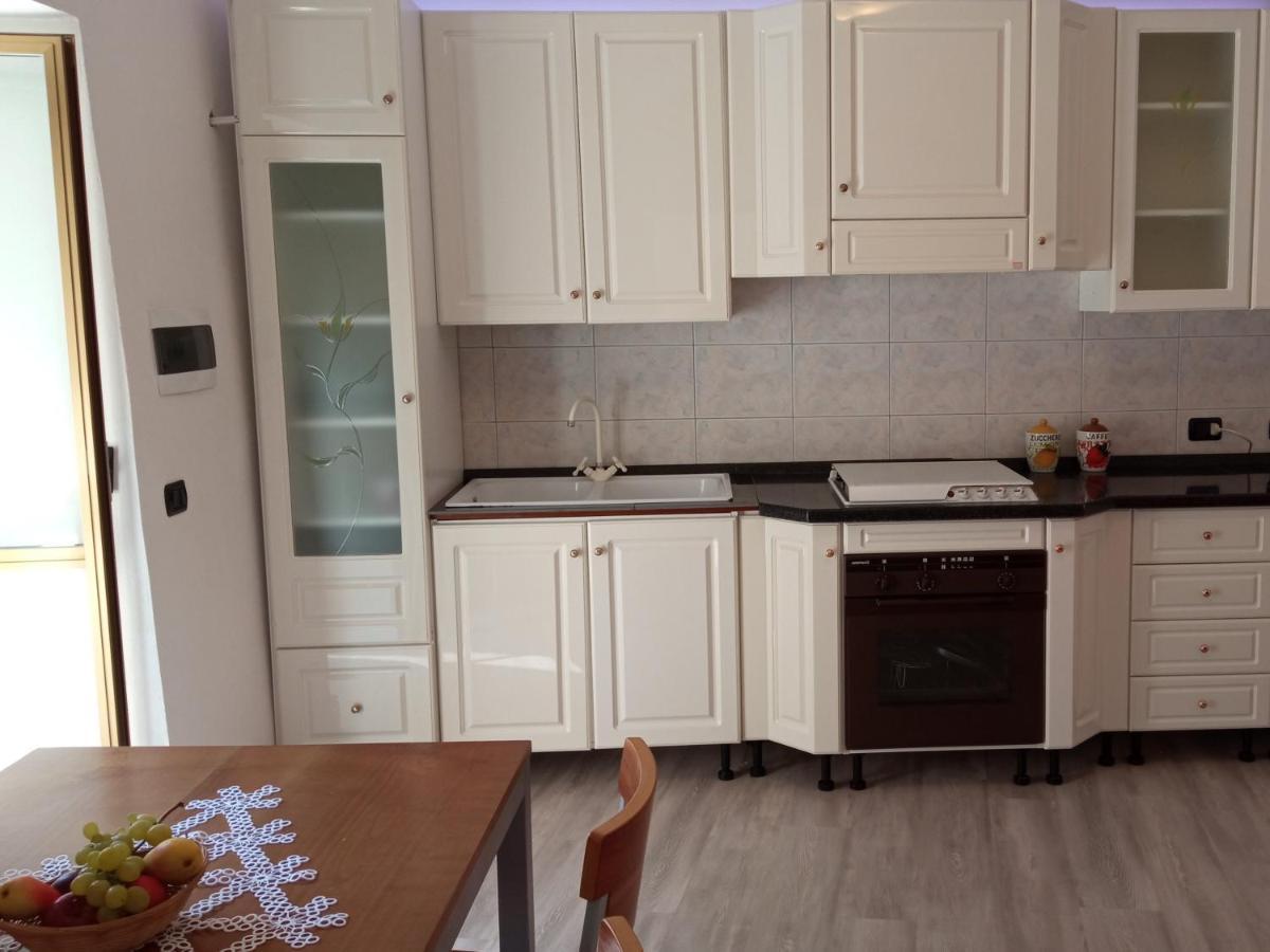 شقة Entire Flat, Independent Entrance, 20 Mins To Bgy - Bergamo Milan Airport نيمْبرو المظهر الخارجي الصورة